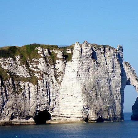 Готель Le Petit Zen Froberville Екстер'єр фото